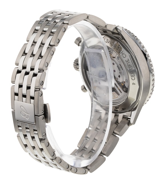 Breitling Navitimer B01 Chronograph 43 AB0138 Image 3